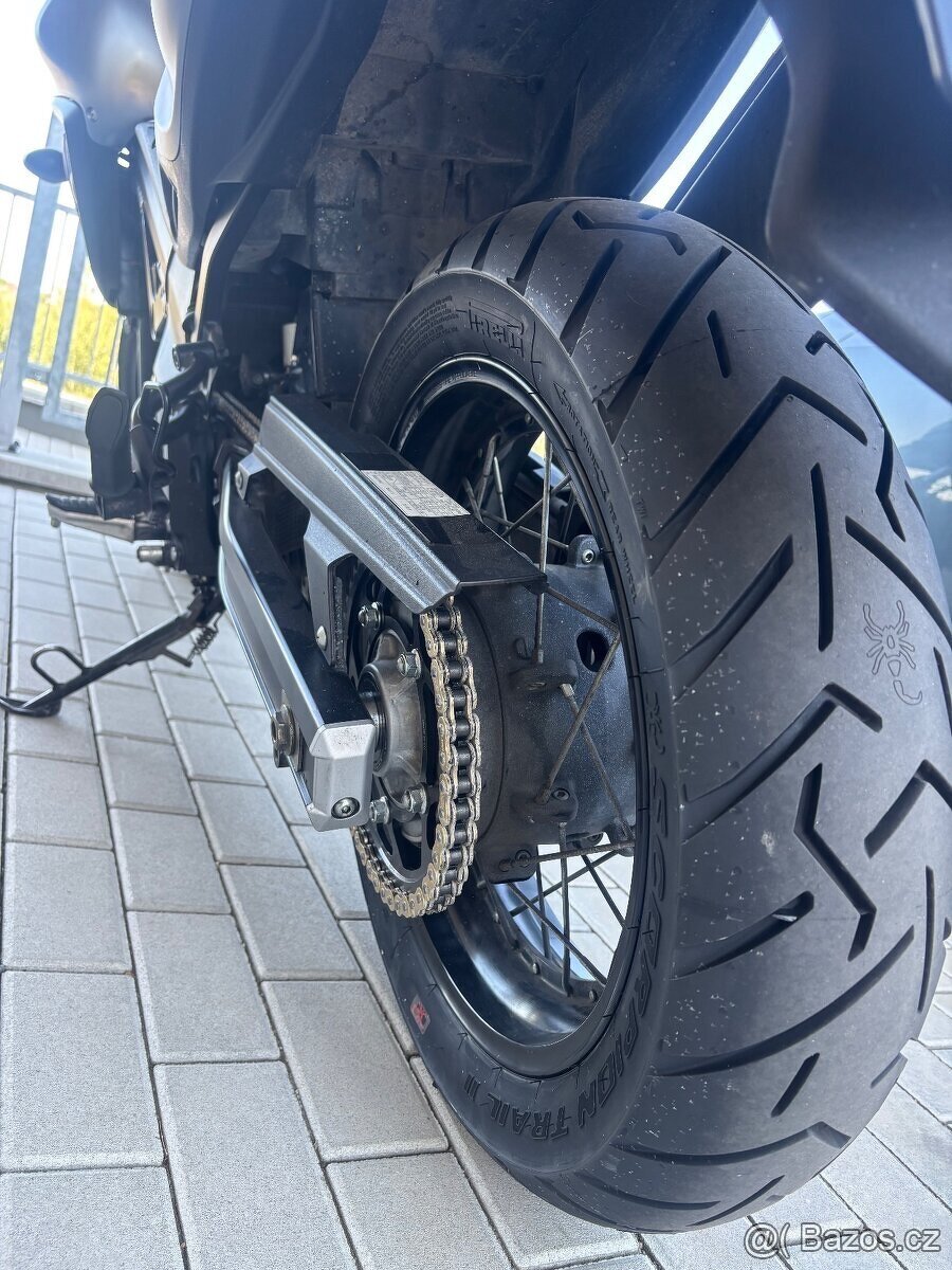 Suzuki V-Storm DL650 XT - 6