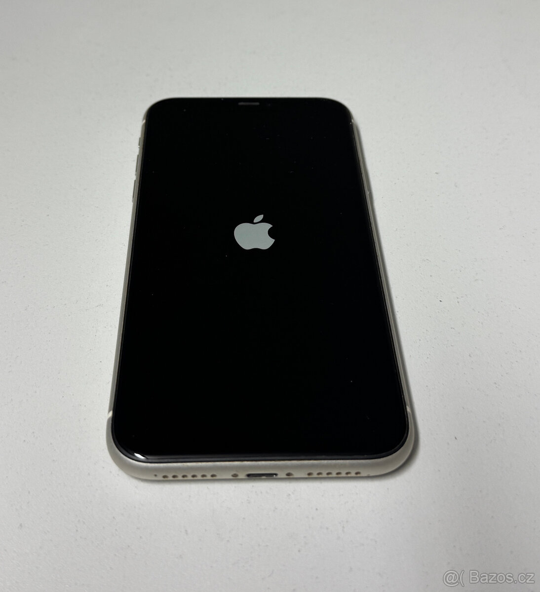 Apple iPhone 11 mini 128GB bílý - 6