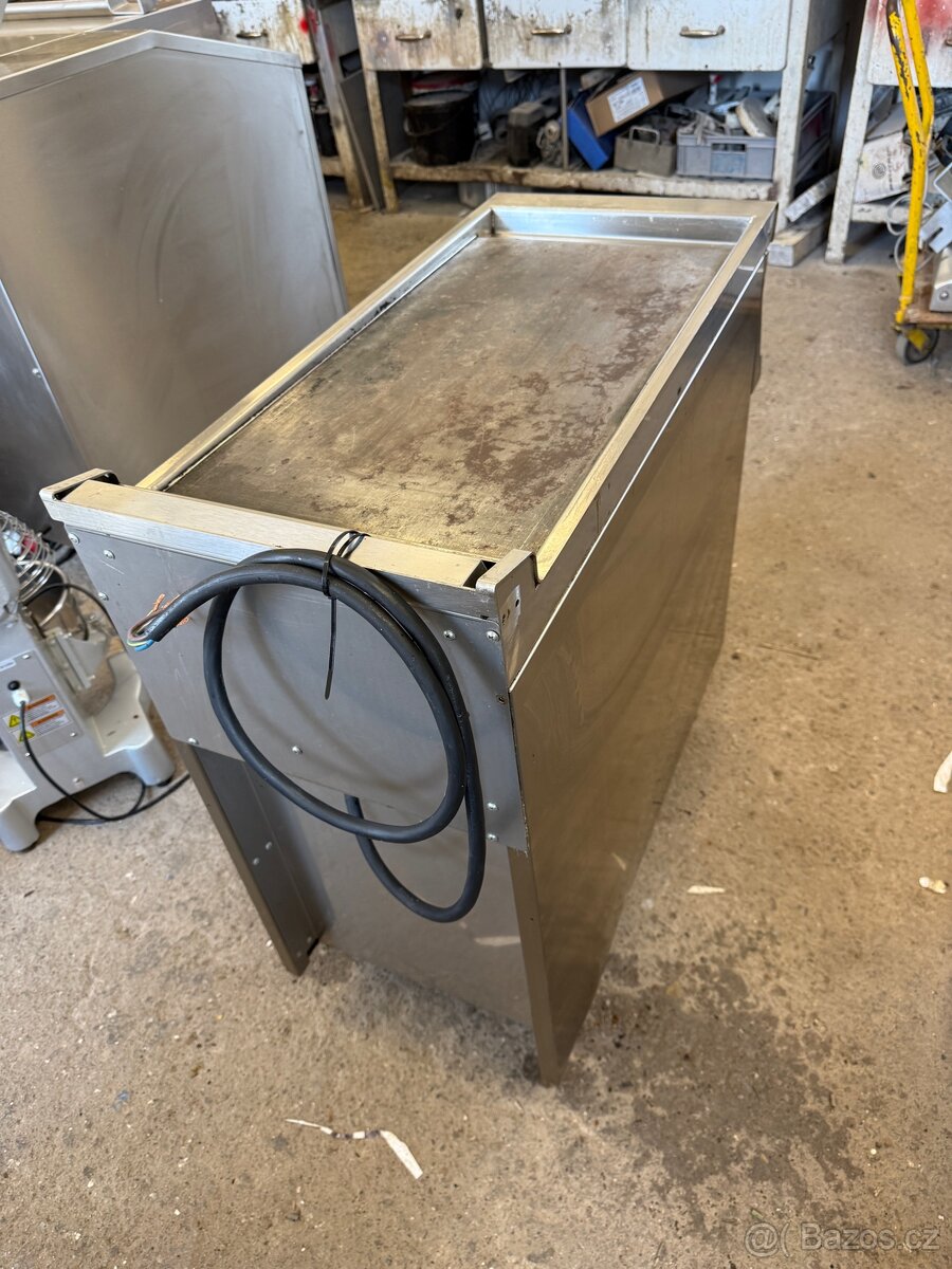 Elektrický gril RMGastro - 6