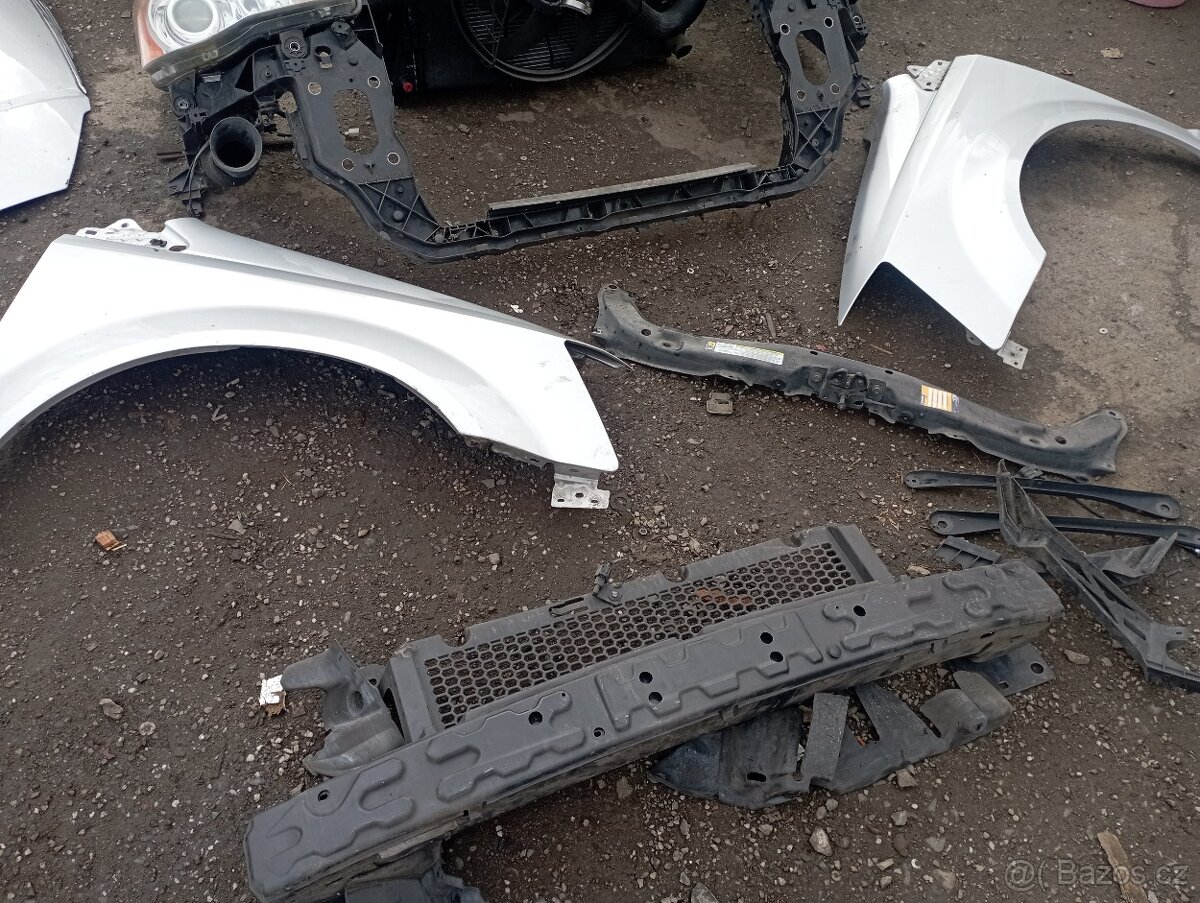 CHRYSLER GRAND VOYAGER V..PŘEDEK Z RV 2009 XENONY APOD. KO - 6