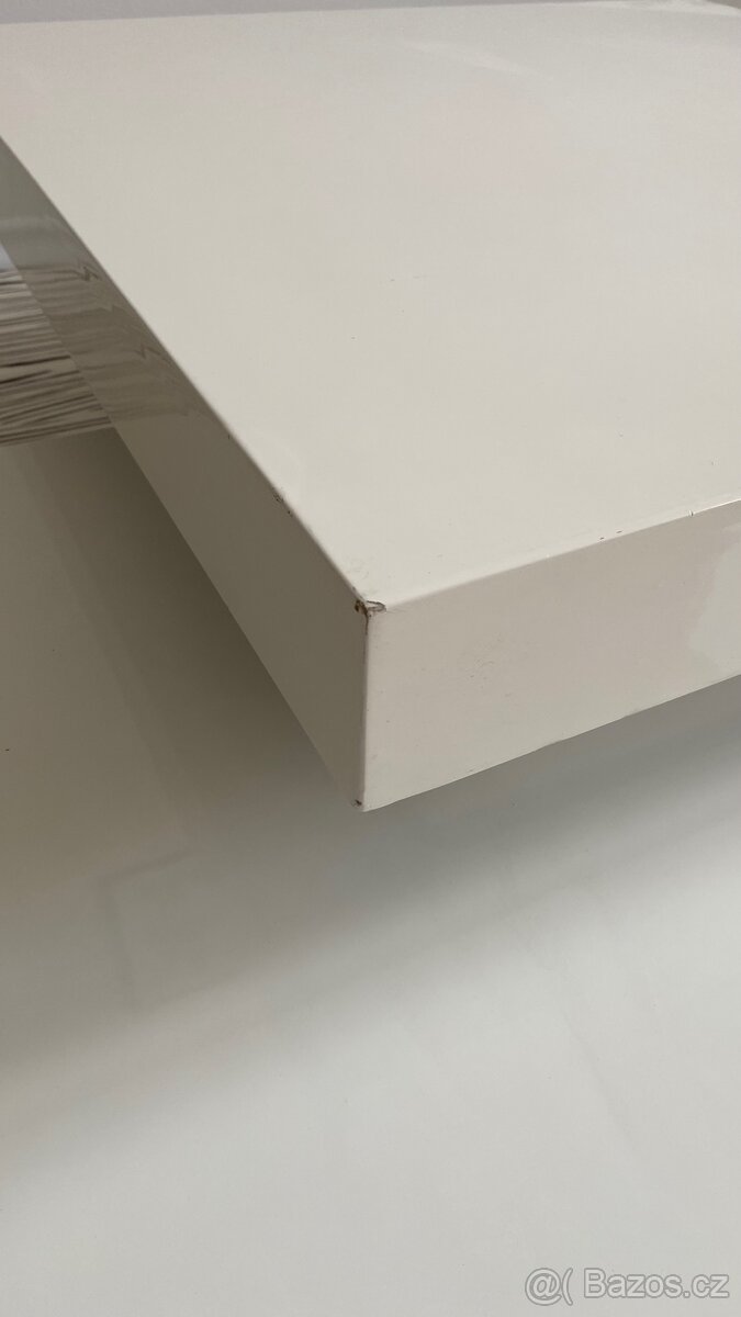 KONFERENČNÍ STOLEK - 6