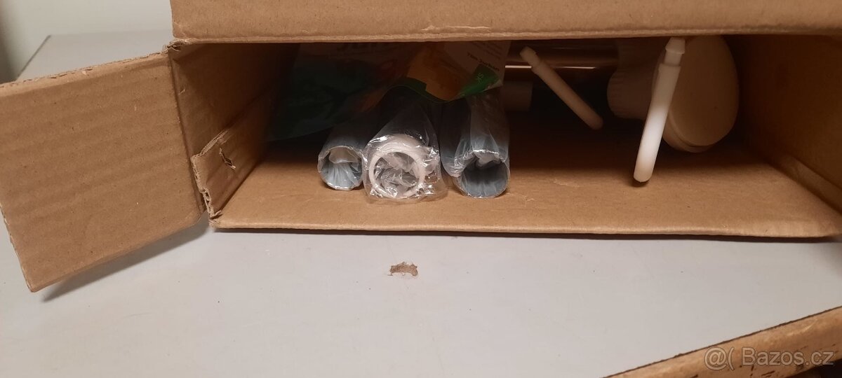 Teleskopický regál do sprchy - 6