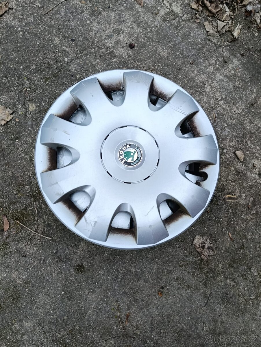 Sada plechových disků 5x112, r15, pneu M+S - 6