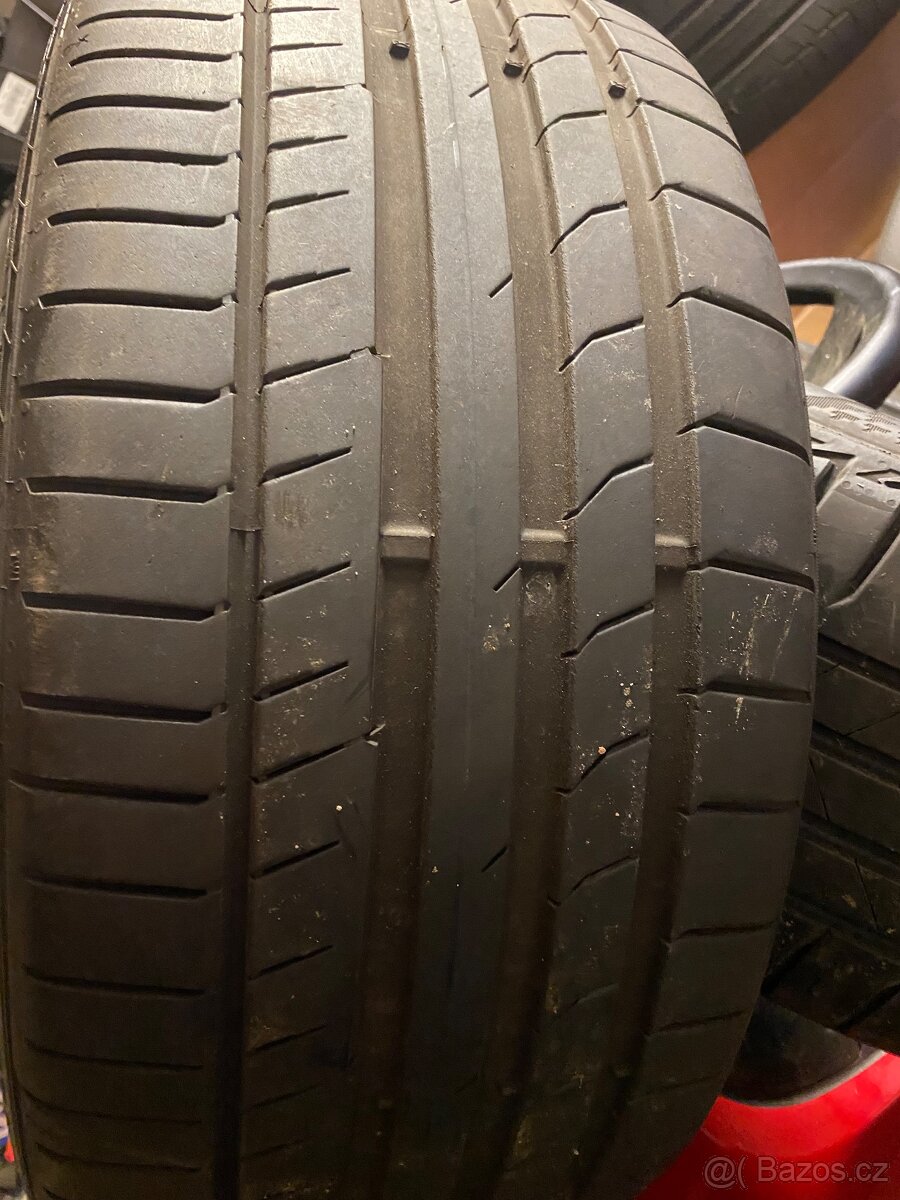 Letni pneu 235/35/19 continental - 6