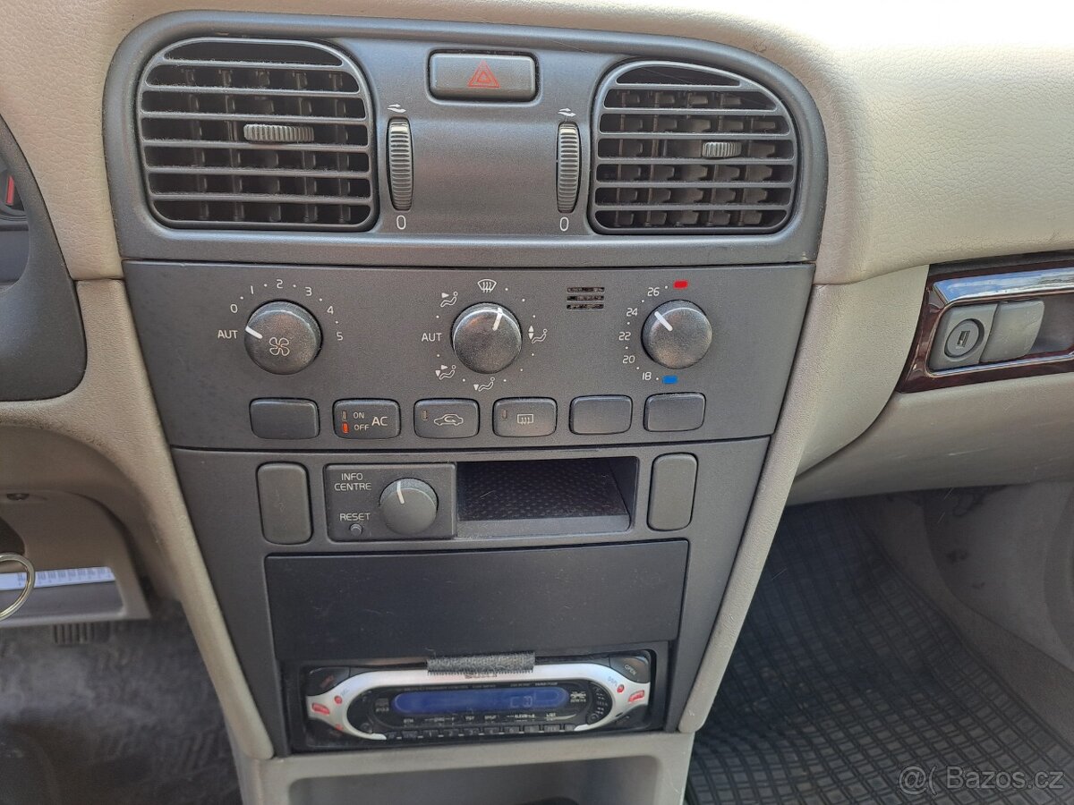 Volvo V40 - 6