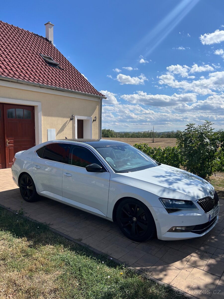Škoda Superb III 2.0 TDI 110kw - 6