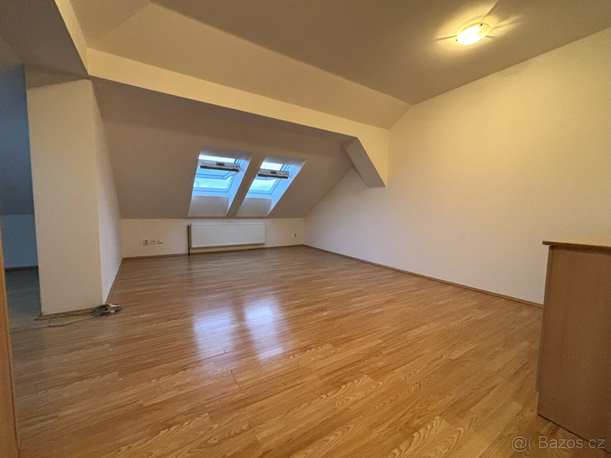 Pronájem bytu 2+kk, Krátká, Plzeň, 14.000,- Kč/měs, 65 m2 - 6