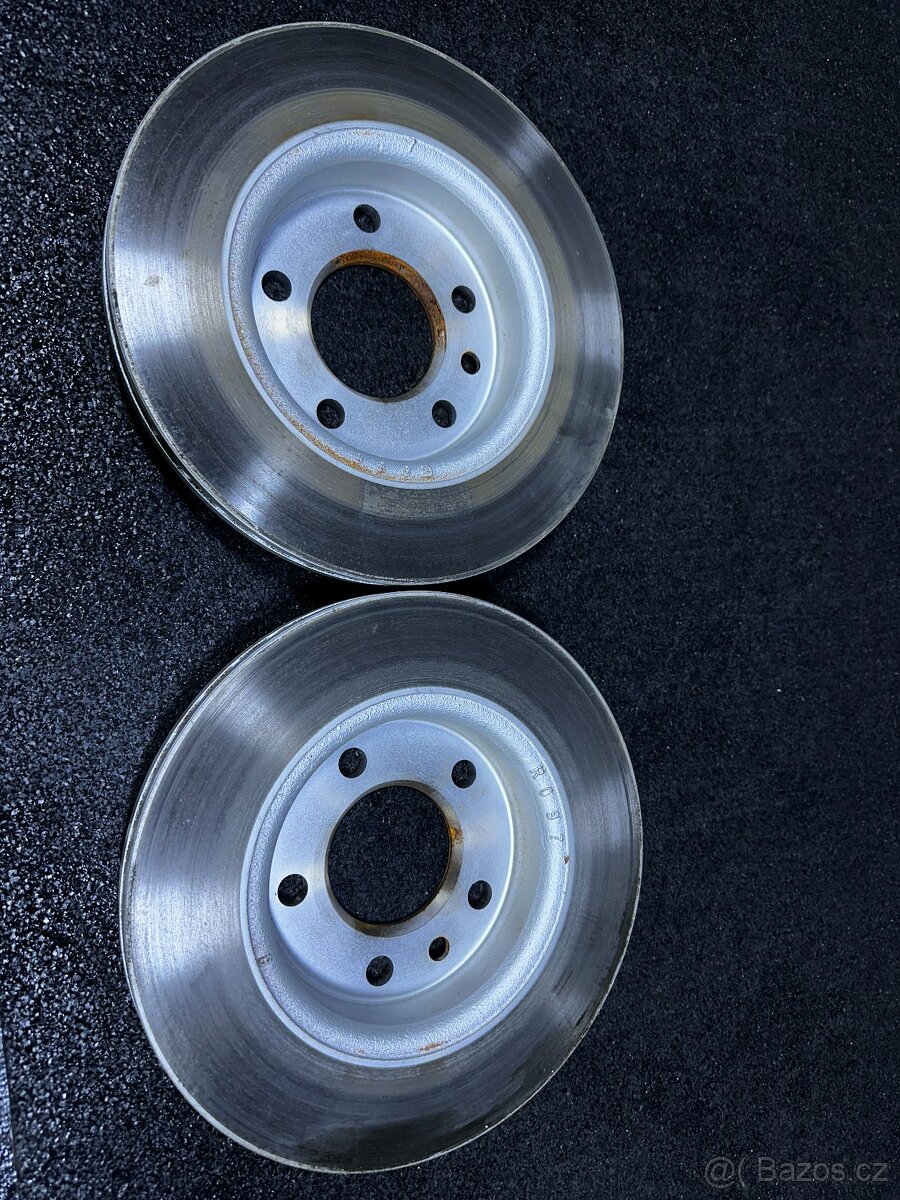 VW Transporter T6 T6.1 Brzdy komplet Kotouce Desticky - 6