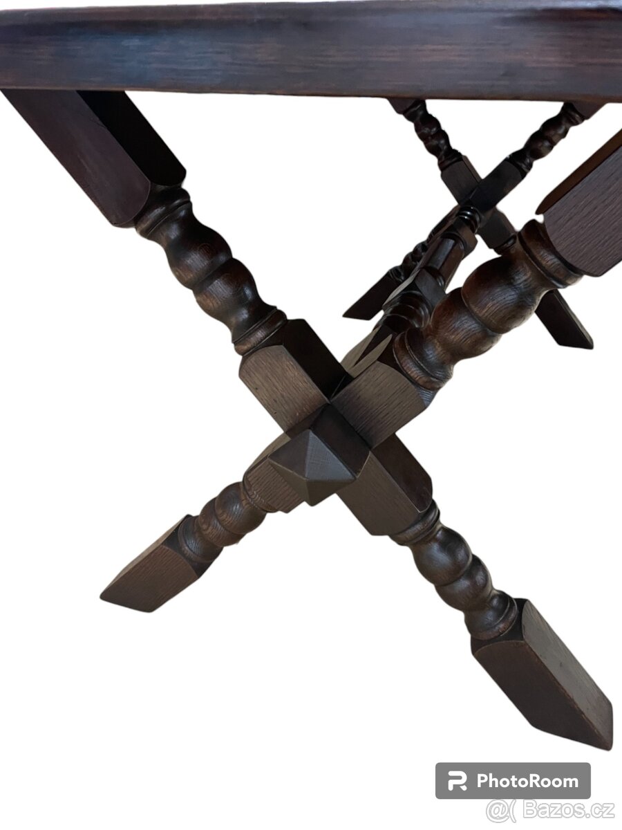 Jídelní stůl velký masivní - 6