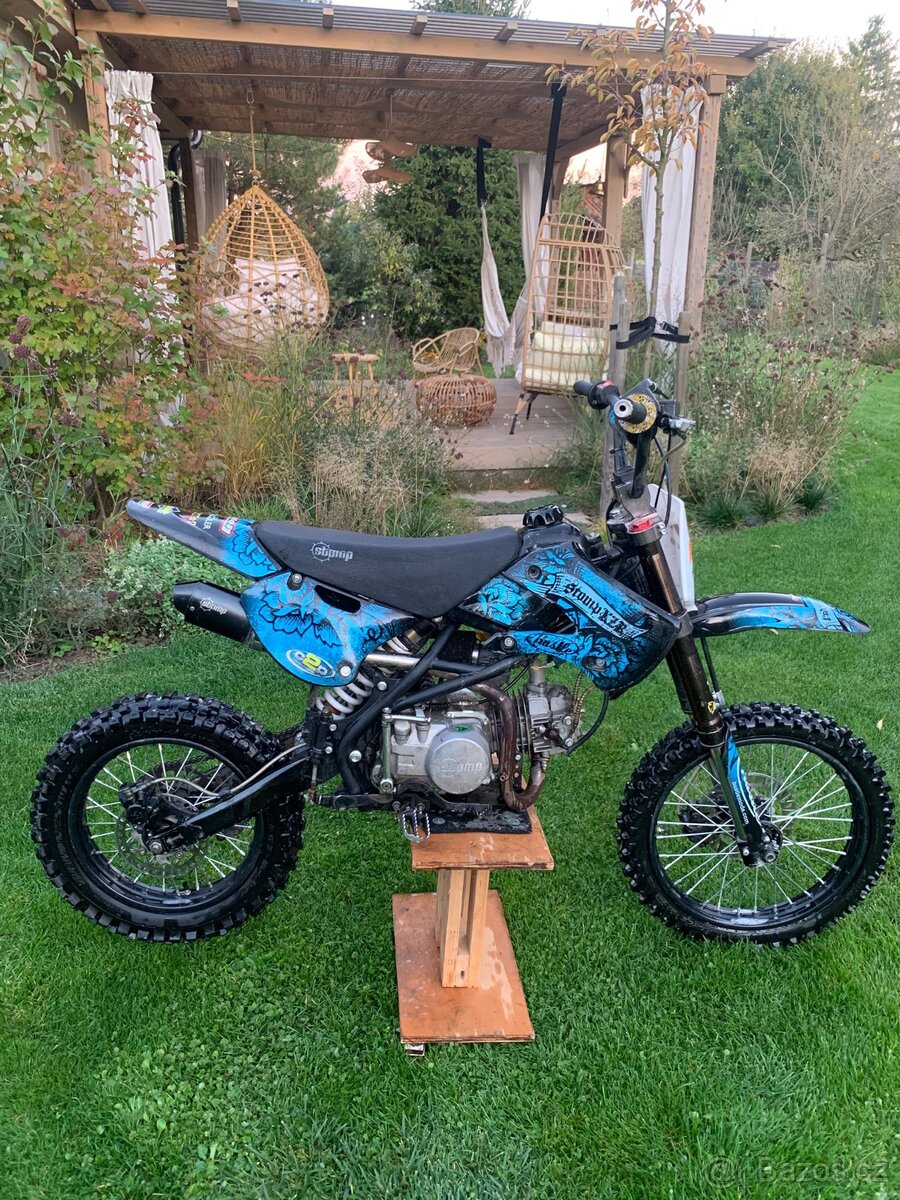 Pitbike stomp KZR 125 - 6