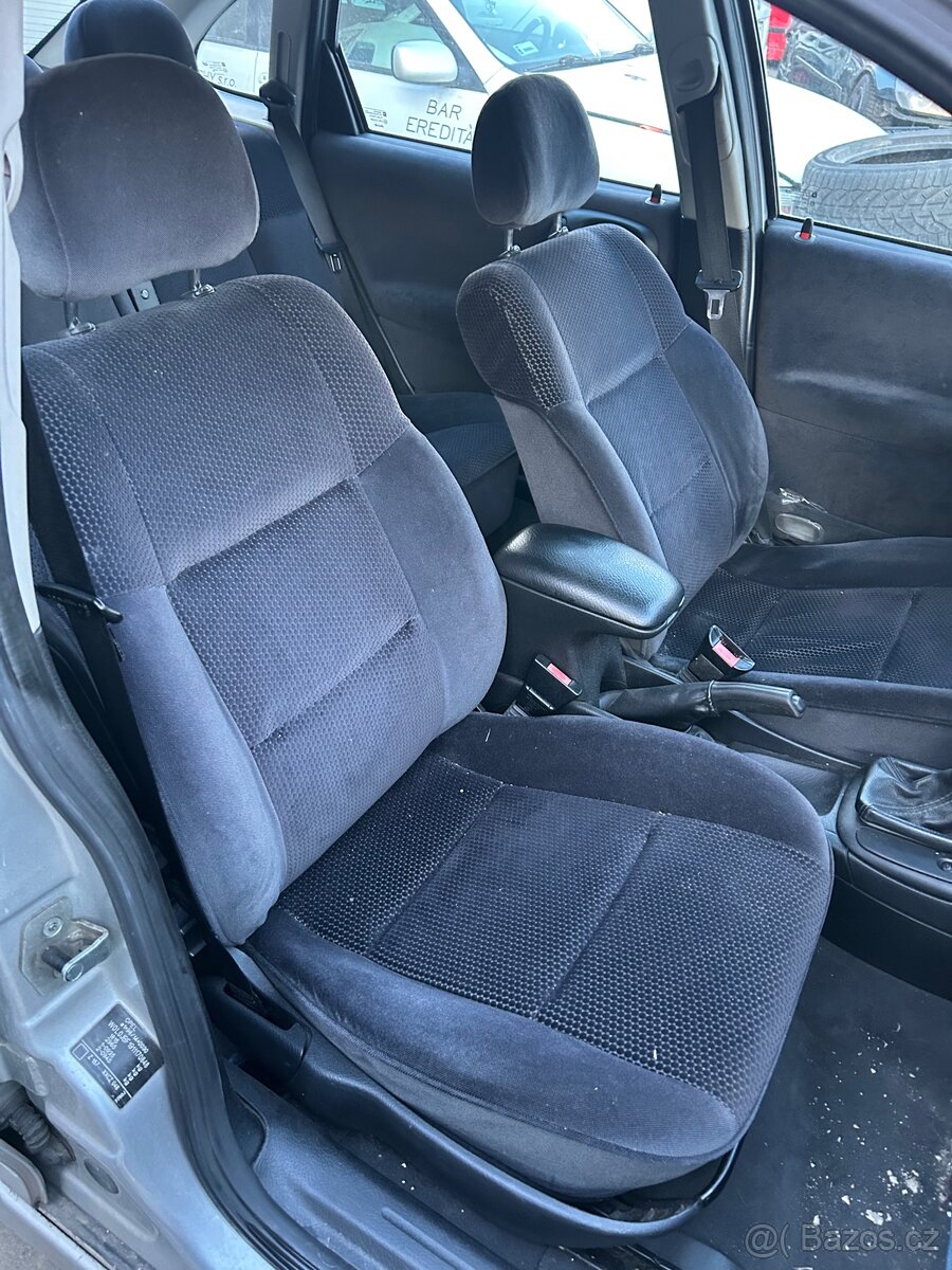 Opel Vectra B Díly - 6