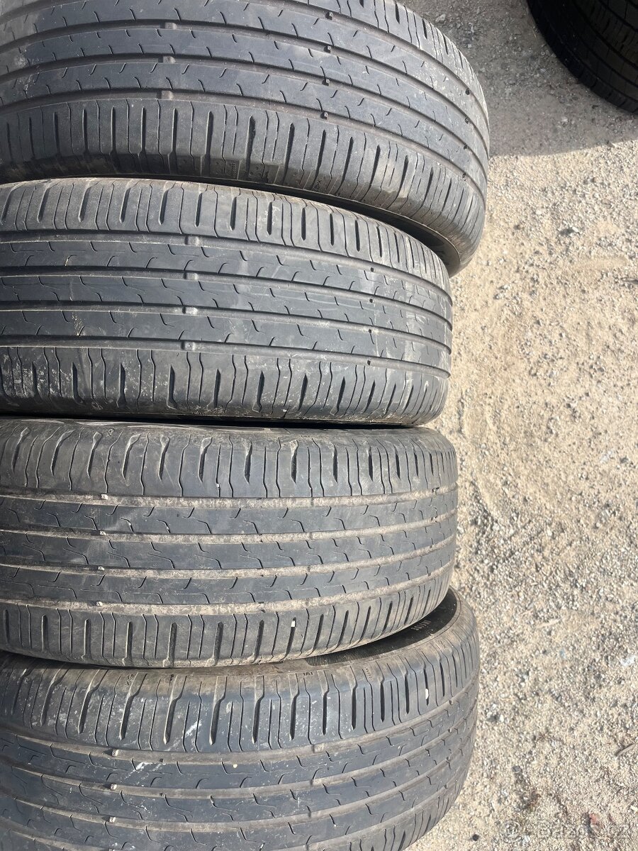 Pneu 205/55/17 - 6
