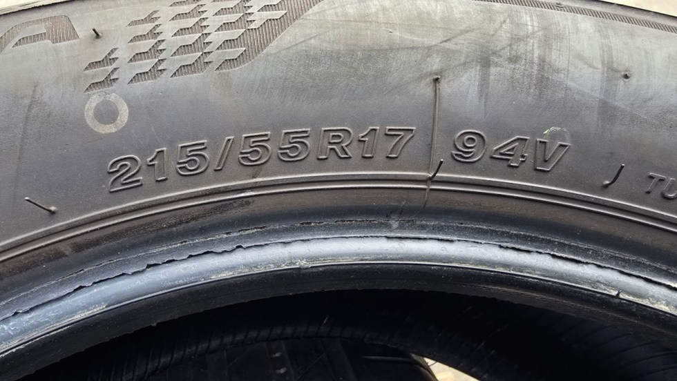 Letní pneu 215/55/17 Bridgestone - 6