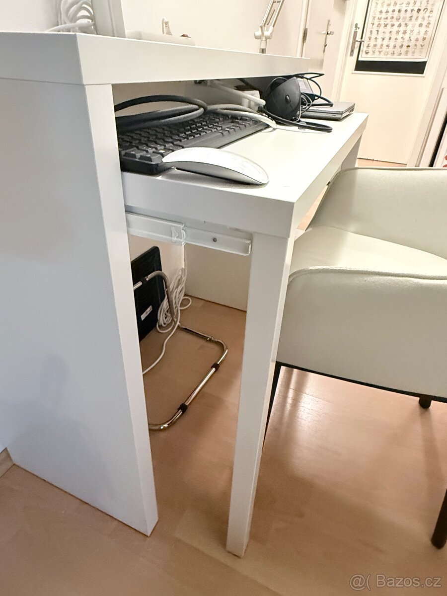 IKEA LÄNGDHOPP Výsuvný psací stůl - 6