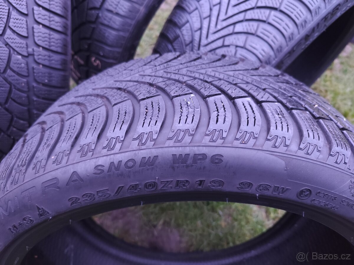 Zimní pneu 235/40/19 - 6