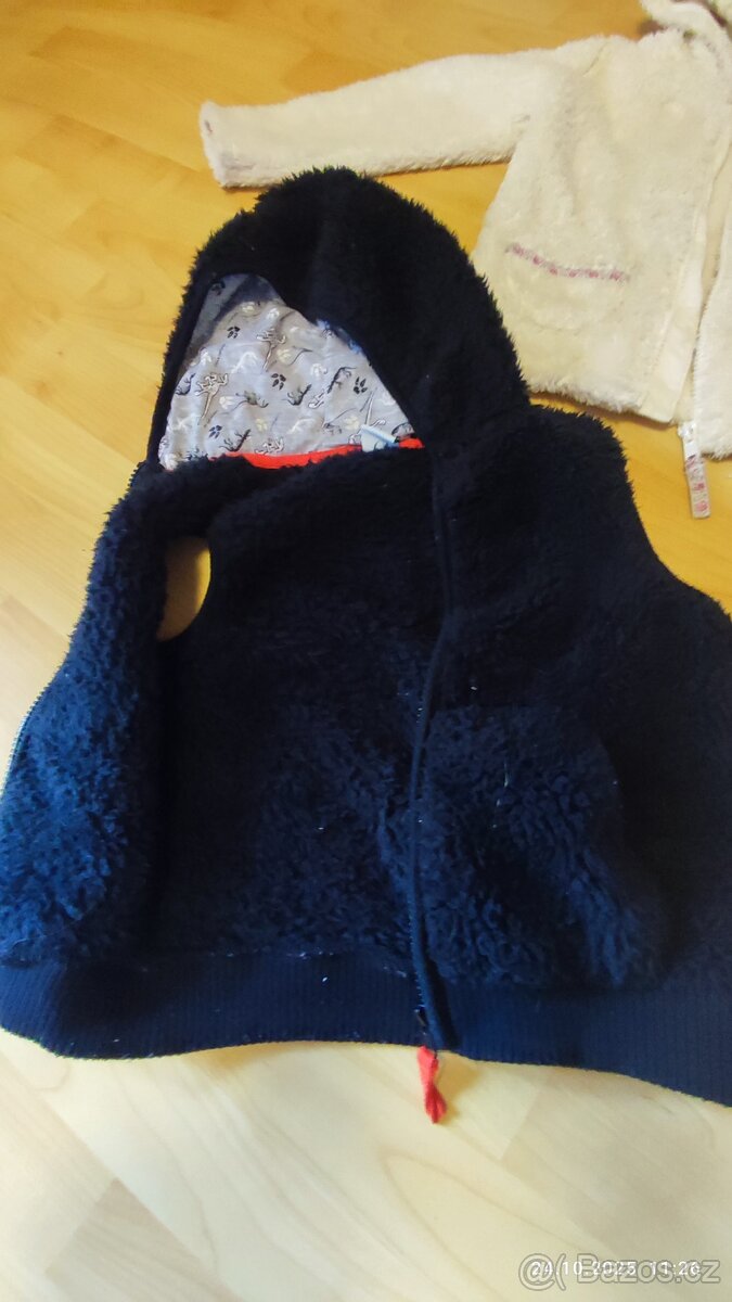 Šatičky, kalhoty, svetry,vesty, trika - 6