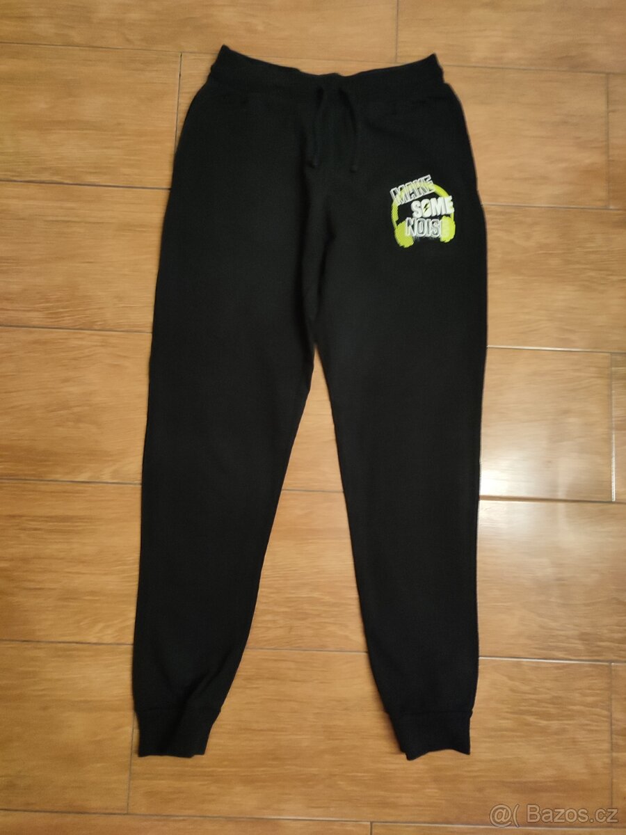 Tepláky chlapecké 158/164 v perfektním stavu - 6