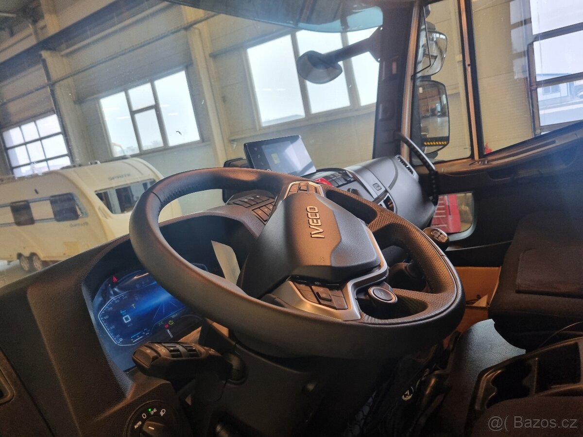 IVECO 180E28 EUROCARGO RUKA HIAB A NOSIČ KONTEJNERU 10T - 6