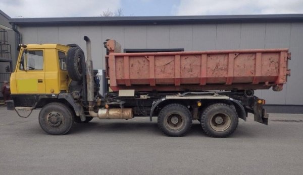 6x6 hák kontejner Tatra T815 + vany - 6