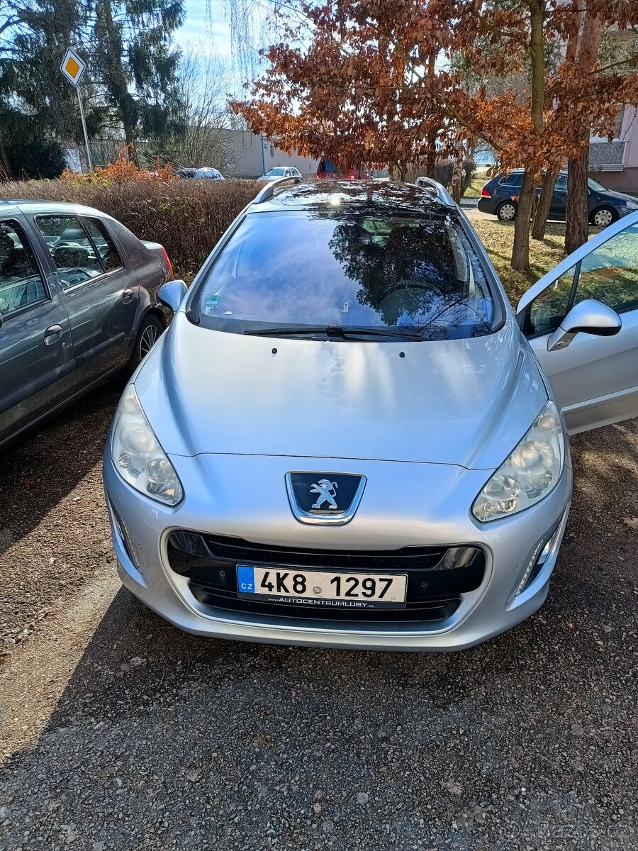 Peugeot 308 2.0HDI 110 Kw - 6