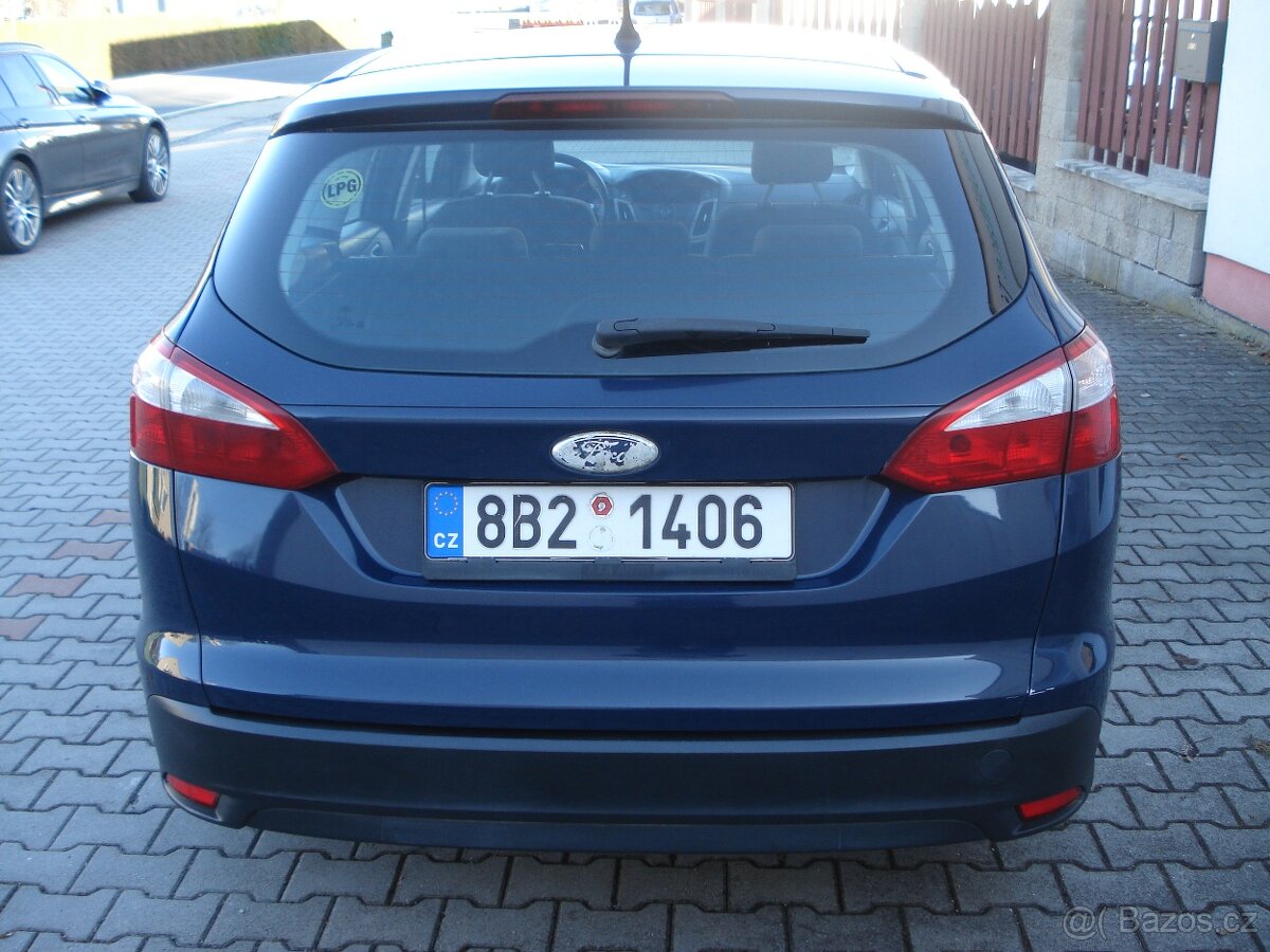 Ford Focus Kombi 1.6 + LPG - 6