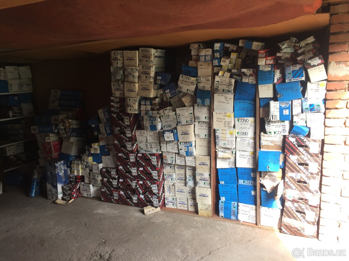 Ford Escort,Sierra-nové blatníky,světla,chladiče,tlumiče - 6