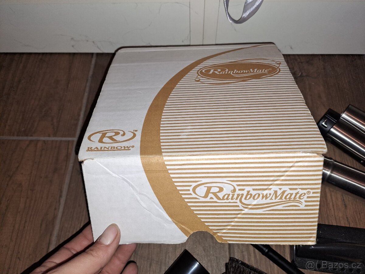 Rainbow vysavač s aquamate - 6