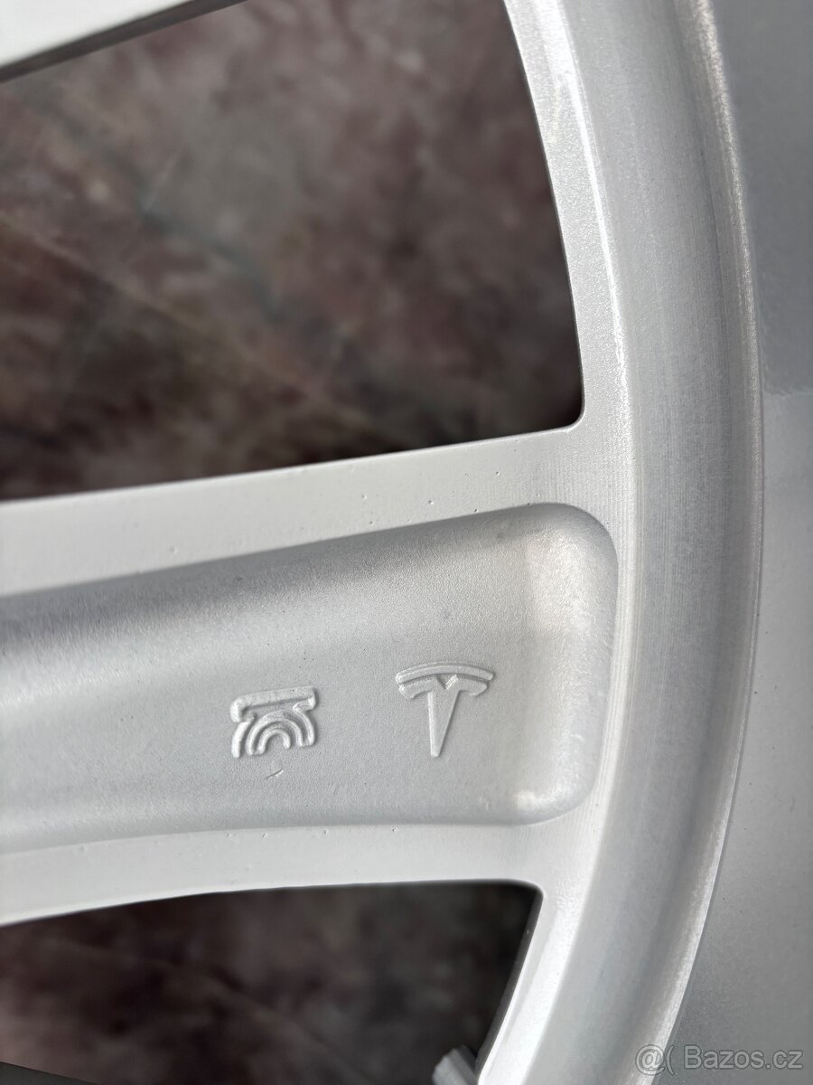 Originální Alu kola Tesla Model S 245/45/19 nepoužité - 6