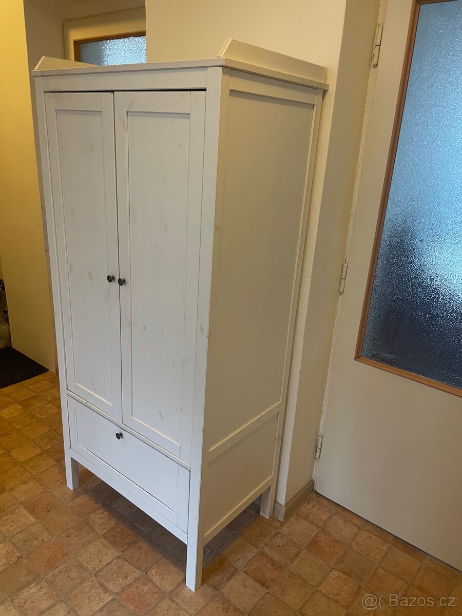 Nábytek do dětského pokoje - komoda, skříň, postýlka - 6