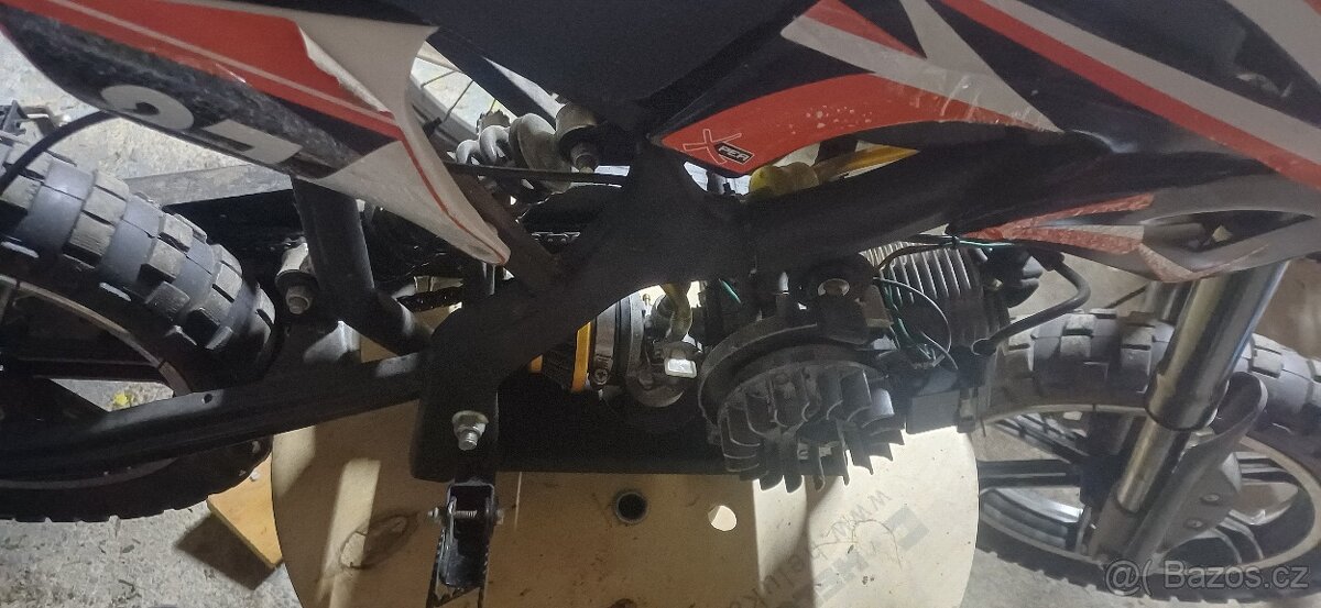 50 cm2 Mini dirt 2 kusy + Chránič - 6