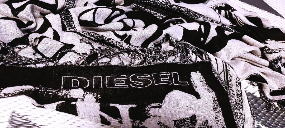 LUXUSNÍ VELKÝ ŠÁTEK - DIESEL - 6