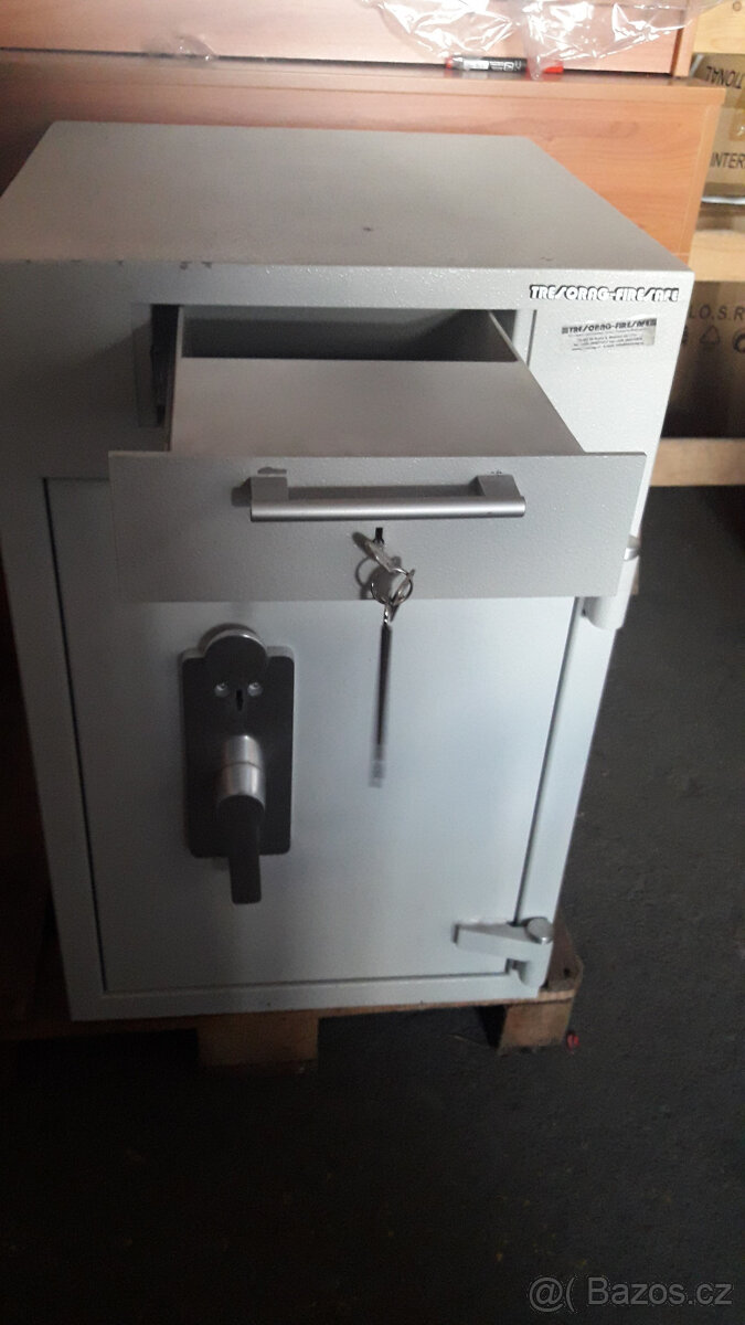 Trezor vhozový 150kg - 6