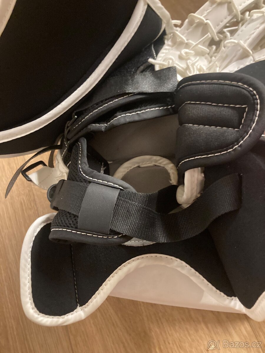 Lapacka CCM Axis. - 6