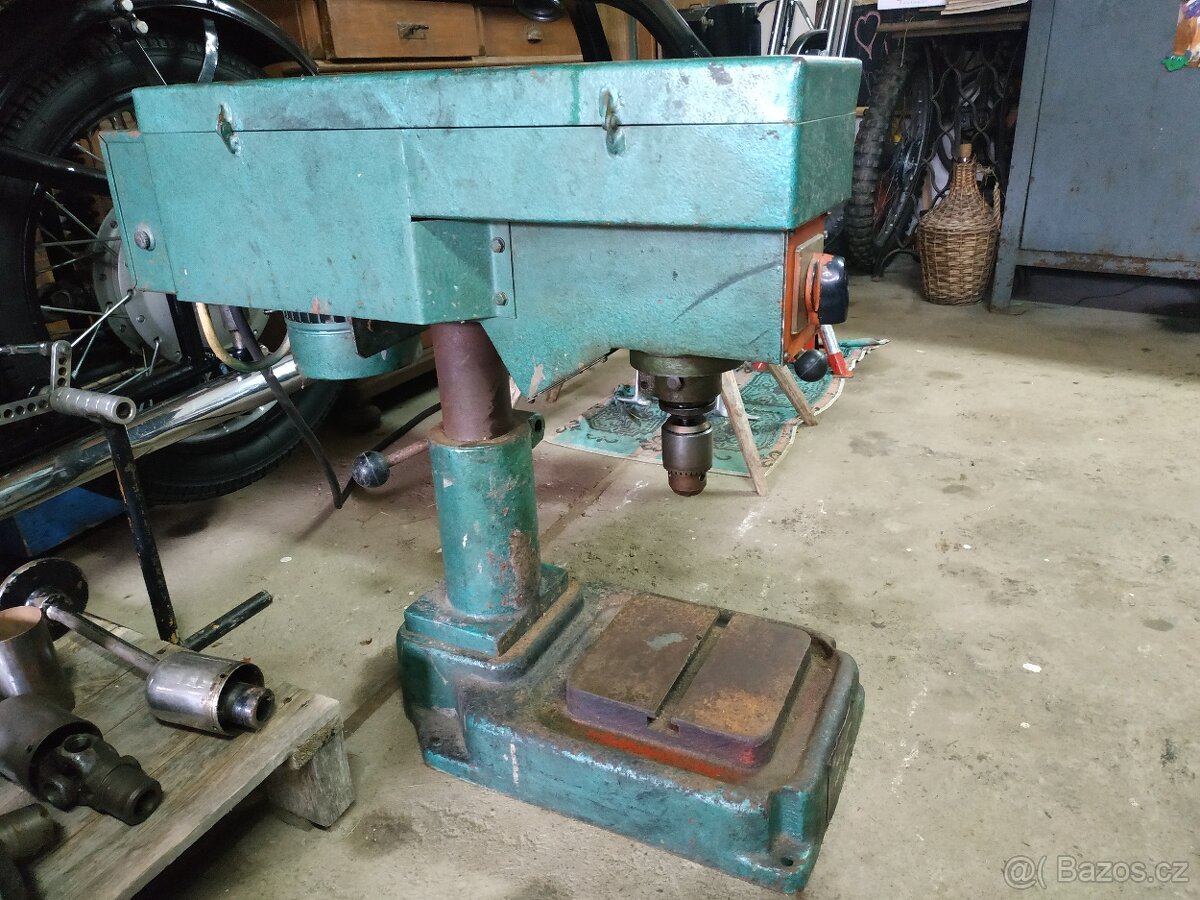 Stolní vrtačka Jihokov - 6