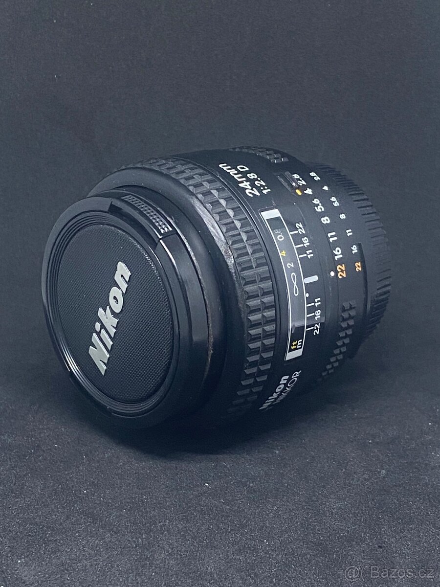 Nikon AF Nikkor 24mm f/2,8 D - 6