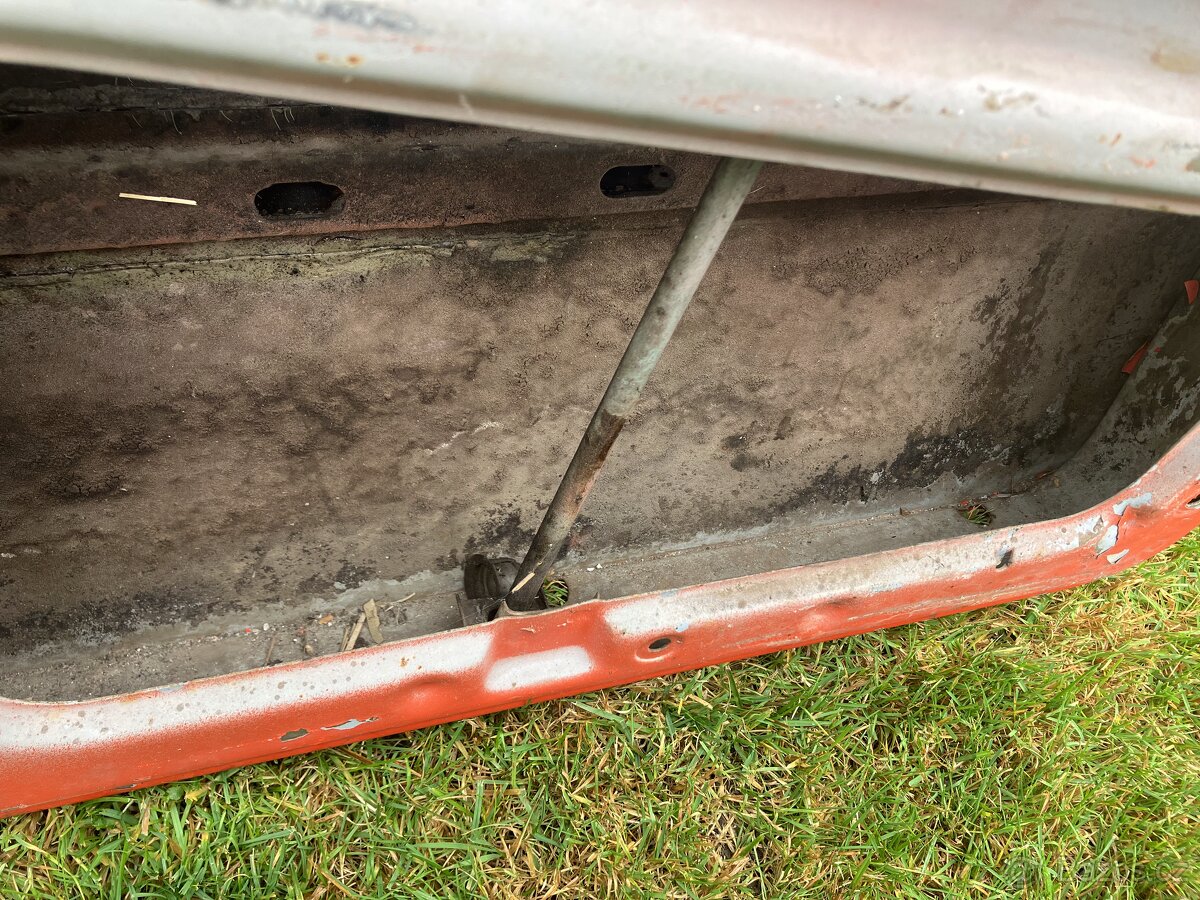 ŠKODA 105/120 DVEŘE - 6