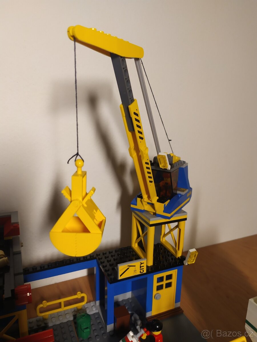 LEGO 4645 - Přístav - 6