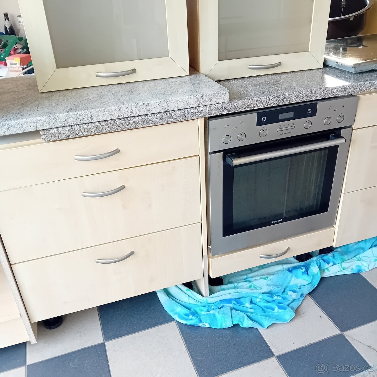 Kuchyňská linka +El.sporak - 6