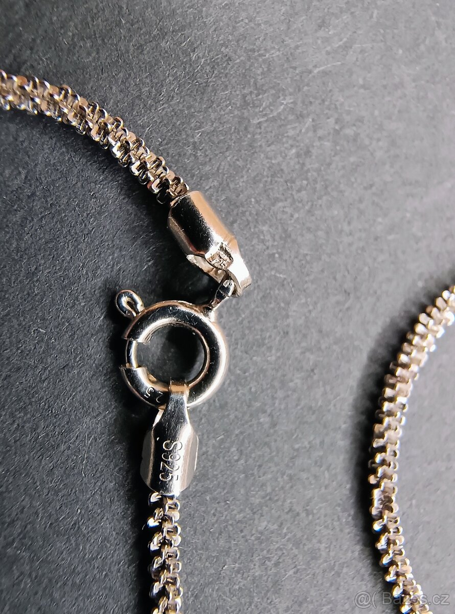 Stříbrný (925) řetízek s přívěskem Nefertiti - 6