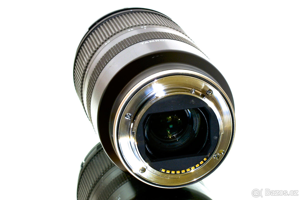 Tamron 28-75mm F/2.8 RXD + UV filtr Sony E TOP STAV - 6