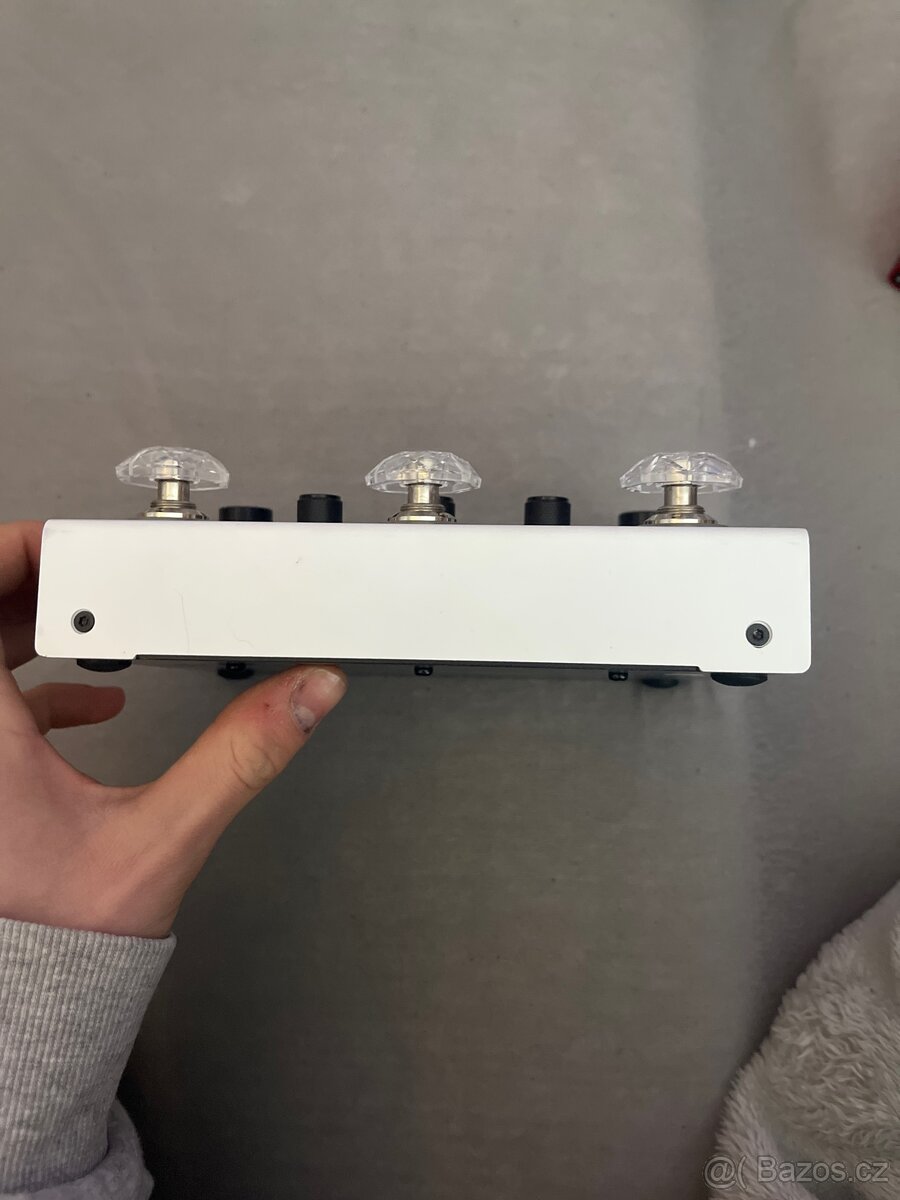 Kytarový multiefekt - 6