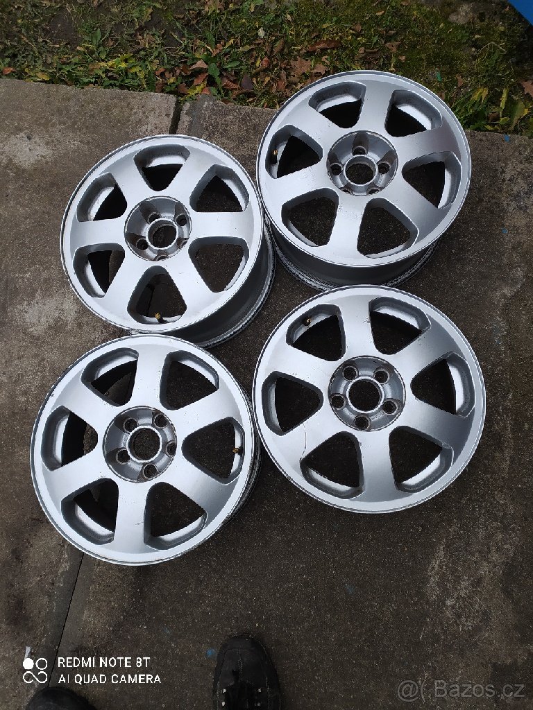 Prodám 4 ks alu Octavia 1, 5 x 100, - 6