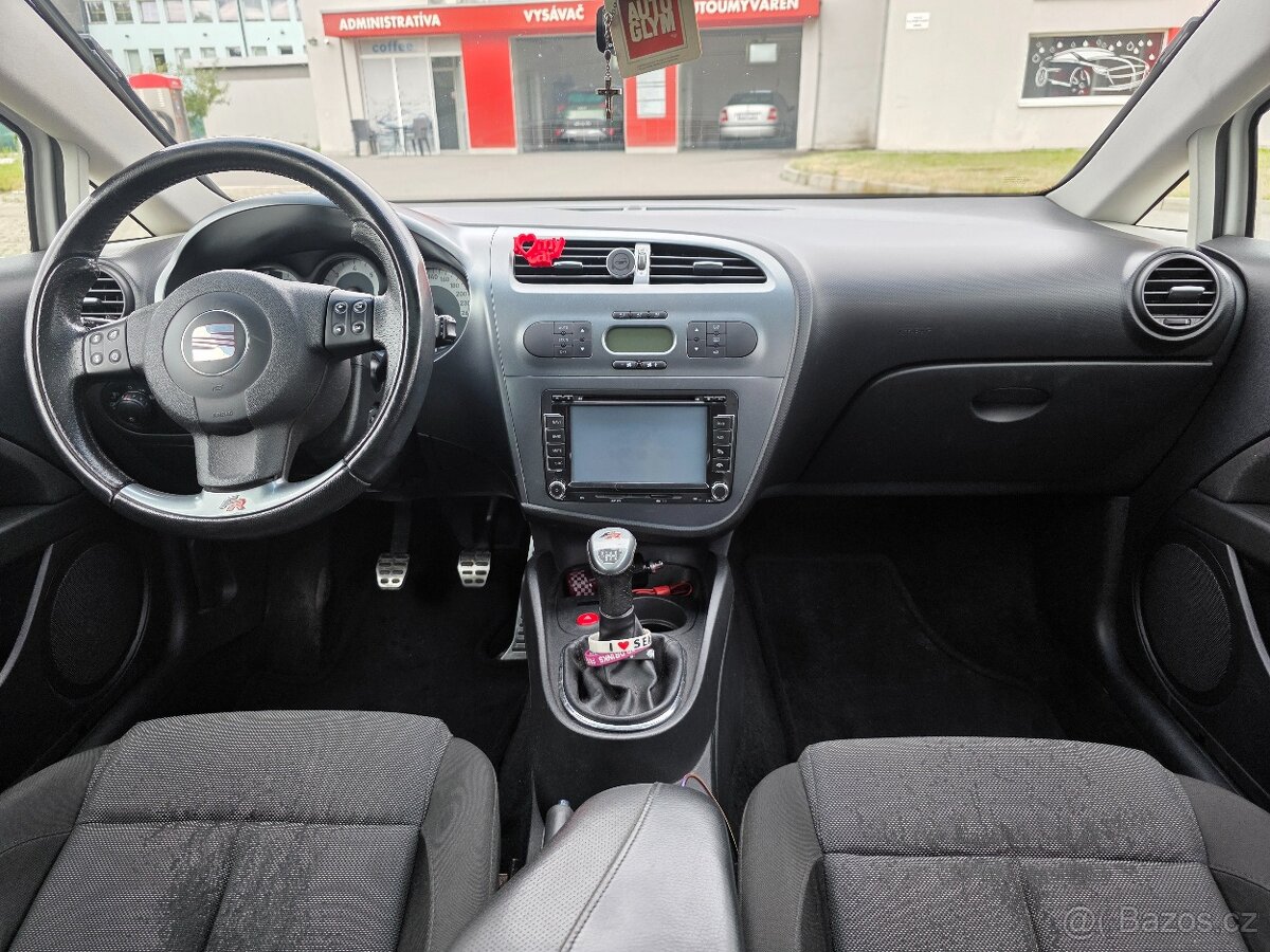 Seat Leon FR 2.0tdi 125kw 2008 - 6