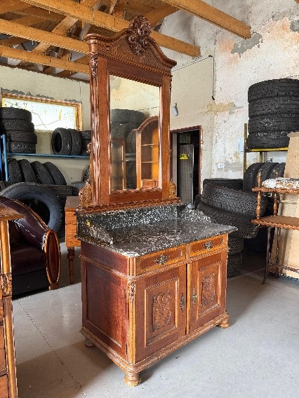 Sestava starožitného nábytku - 6