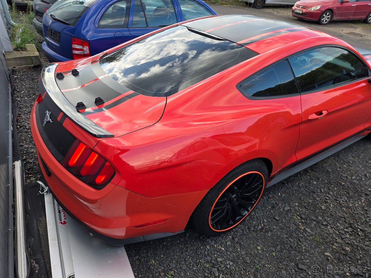 FORD MUSTANG 3.7 V6 2015 - 6