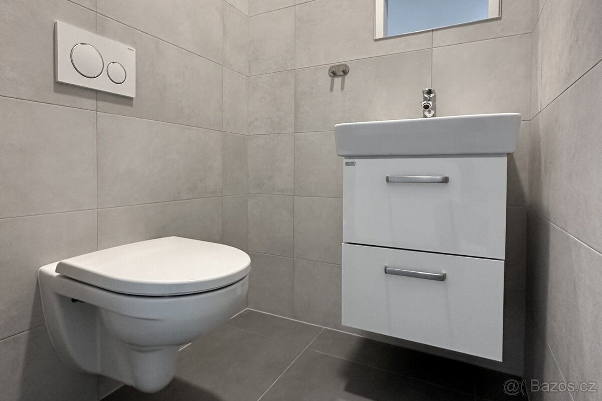 Pronájem luxusního bytu 4+kk v Hradci Králové s vlastním par - 6