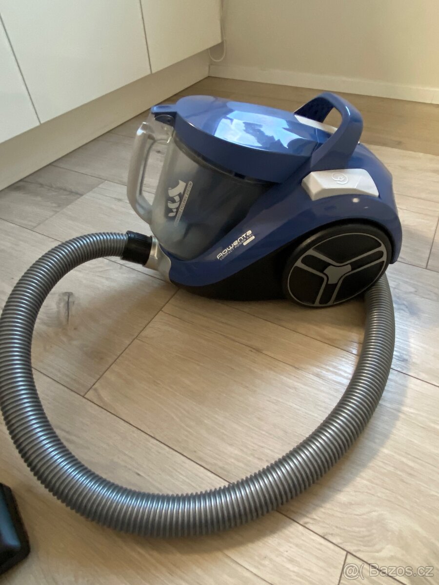 Bezsáčkový vysavač Rowenta RO4881EA Compact Power Cyclonic - 6