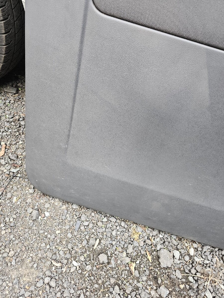 Oplastování šoupaček VW T5 T5.1 - 6