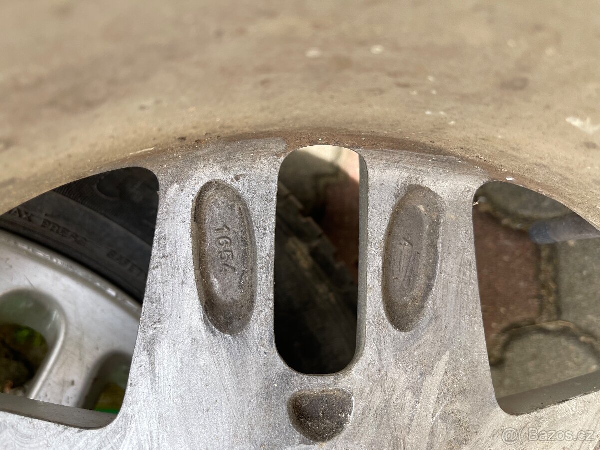 BMW ALU disky 15 - 6