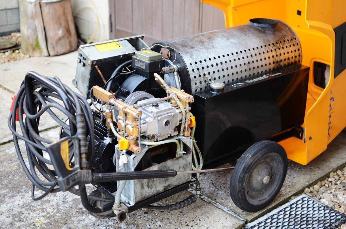 Teplovodní wap C1250 v Top stavu - 6